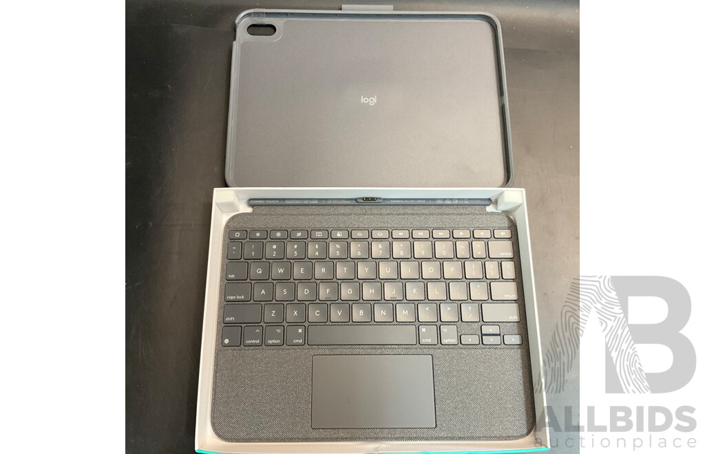 Logitech Combo Touch Detachable Keyboard Case with Trackpad and Smart Connector Technology for IPad 10