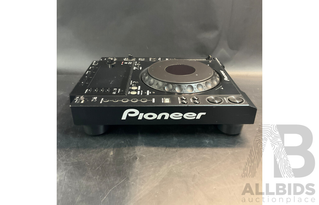Pioneer CDJ900NXS NEXUS Digital Media Player (Black)