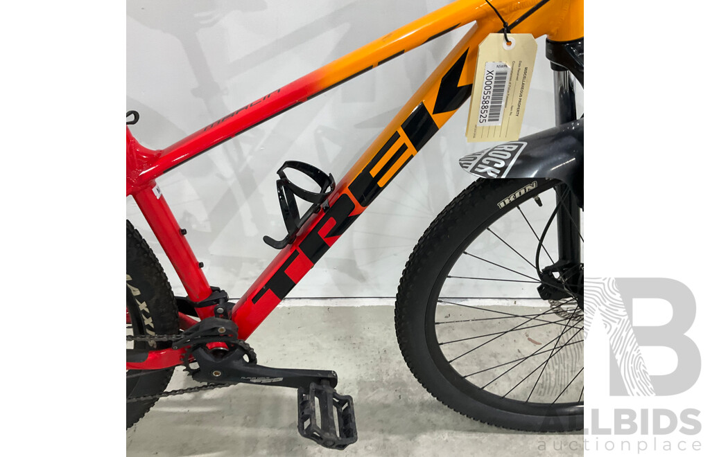 Trek Marlin 7 Bike - Size M