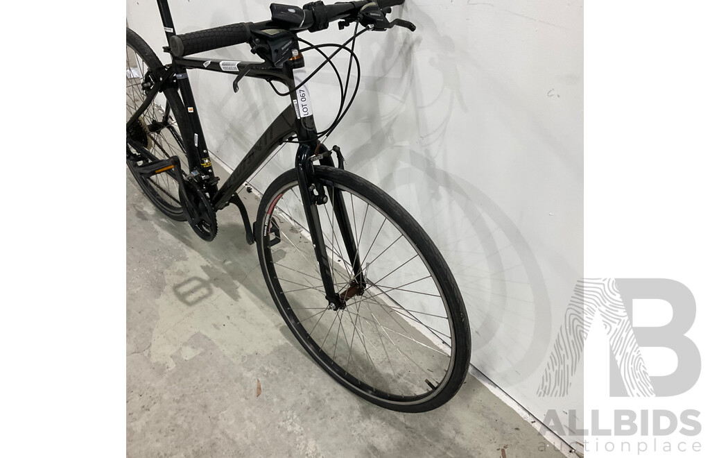 AVANTI Giro F1 Bike - Size M/57cm