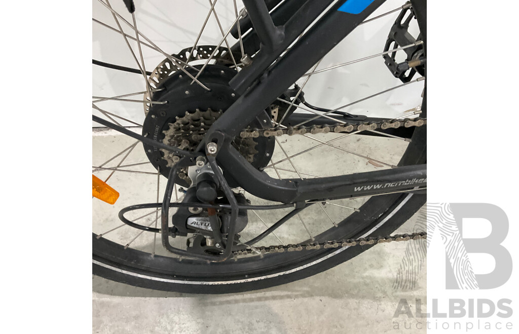 NCM Milano T3s E-Bike with Ubereats Delivery Bag