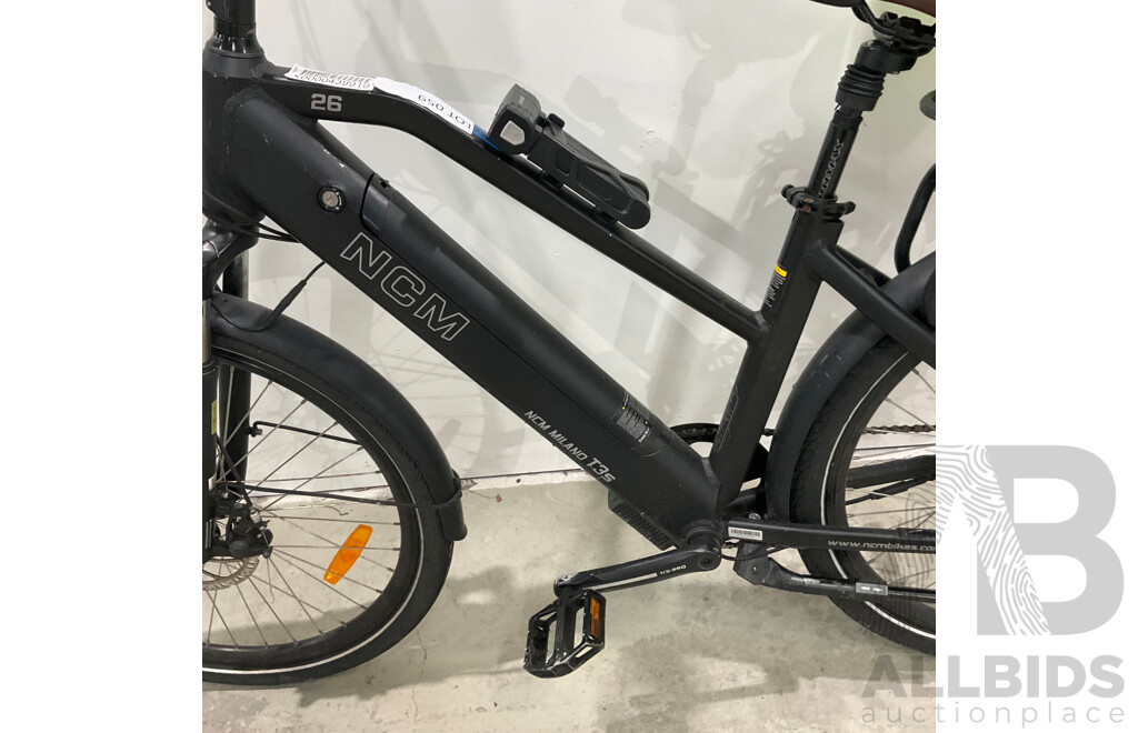 NCM Milano T3s E-Bike with Ubereats Delivery Bag