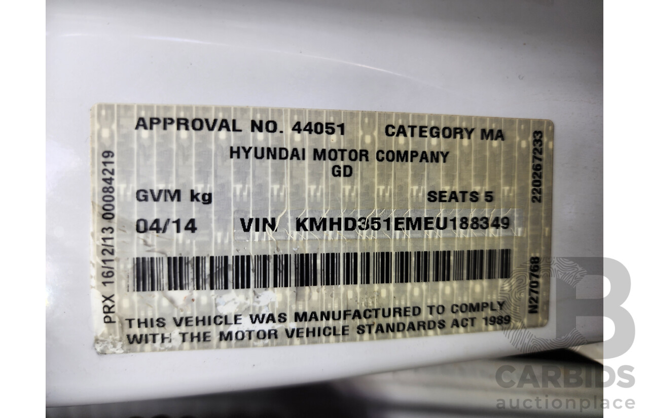 4/2014 Hyundai i30 Trophy GD MY14 5d Hatchback White 1.8L