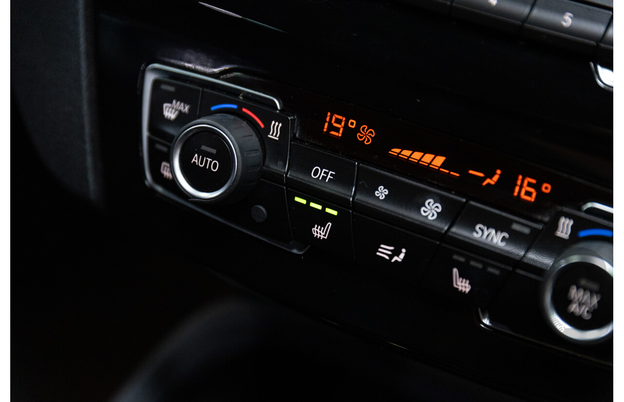 10/2016 BMW X1 xDrive25i M Sport (AWD) F48 MY17 4d Wagon Alpine White Turbo 2.0L