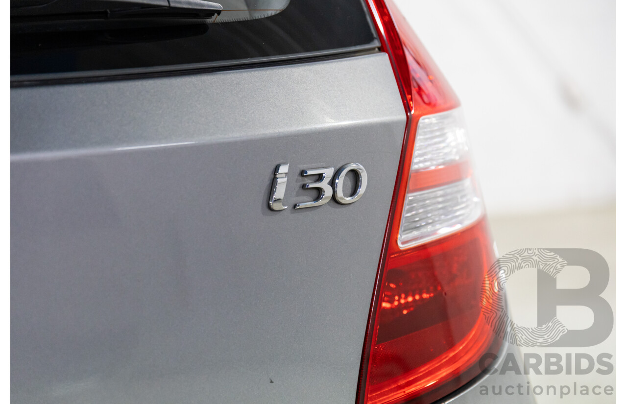 1/2011 Hyundai i30 SX FD MY11 5d Hatchback Silver 2.0L