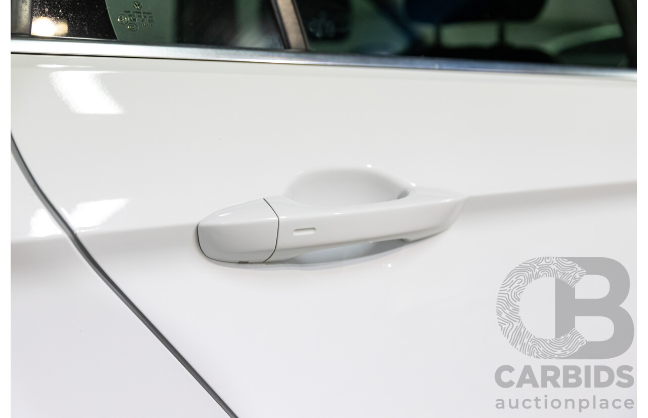 06/2018 Volkswagen Passat Alltrack 140 TDI (AWD) 3C MY18.5 4d Wagon Pure White Turbo Diesel 2.0L