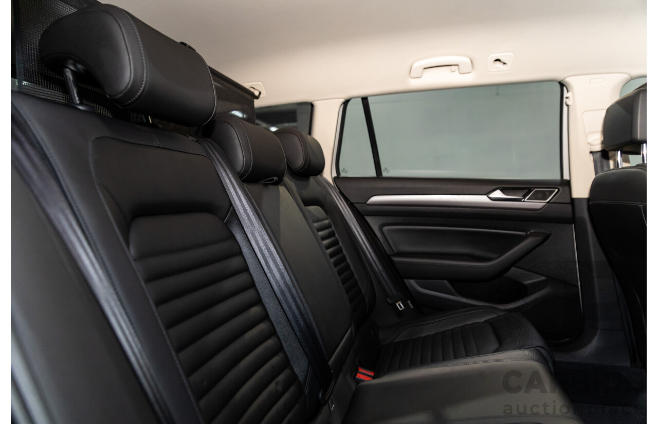 06/2018 Volkswagen Passat Alltrack 140 TDI (AWD) 3C MY18.5 4d Wagon Pure White Turbo Diesel 2.0L