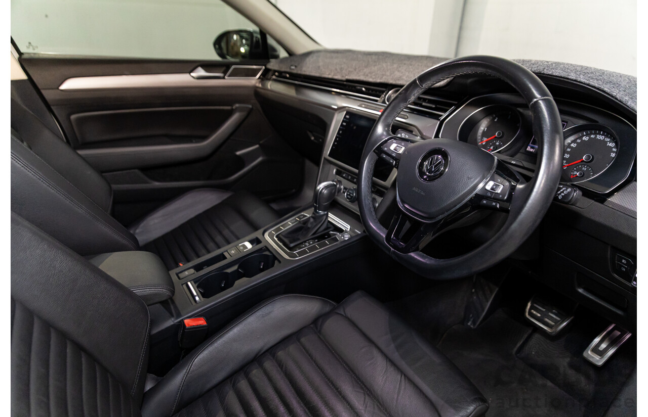 06/2018 Volkswagen Passat Alltrack 140 TDI (AWD) 3C MY18.5 4d Wagon Pure White Turbo Diesel 2.0L