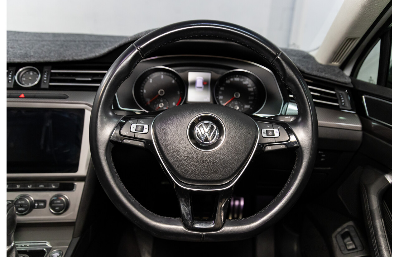 06/2018 Volkswagen Passat Alltrack 140 TDI (AWD) 3C MY18.5 4d Wagon Pure White Turbo Diesel 2.0L