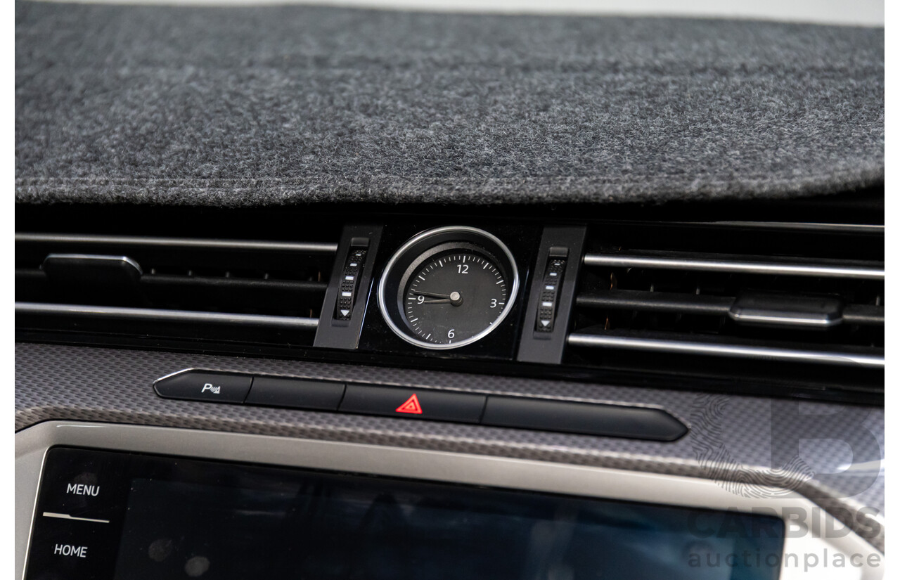 06/2018 Volkswagen Passat Alltrack 140 TDI (AWD) 3C MY18.5 4d Wagon Pure White Turbo Diesel 2.0L