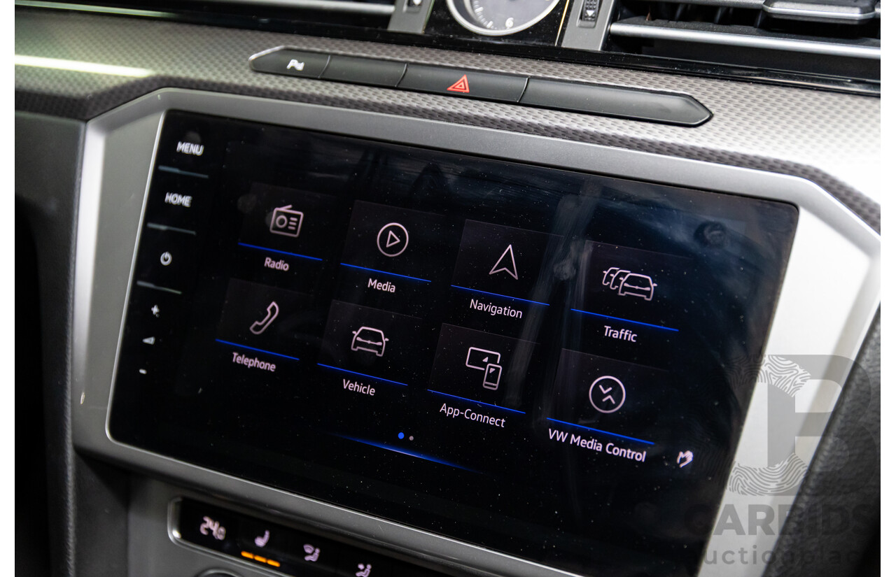 06/2018 Volkswagen Passat Alltrack 140 TDI (AWD) 3C MY18.5 4d Wagon Pure White Turbo Diesel 2.0L