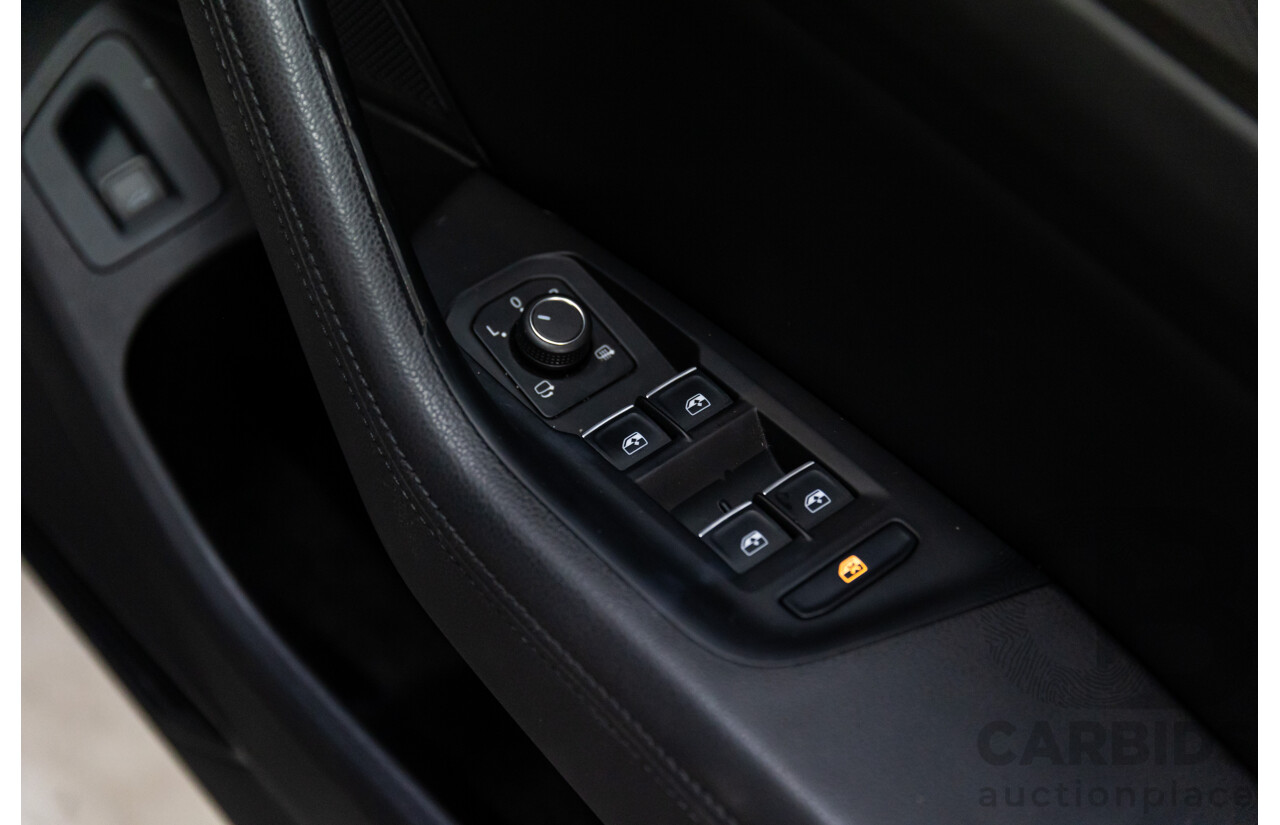 06/2018 Volkswagen Passat Alltrack 140 TDI (AWD) 3C MY18.5 4d Wagon Pure White Turbo Diesel 2.0L