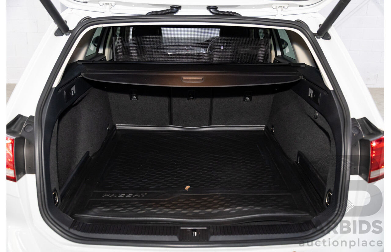 06/2018 Volkswagen Passat Alltrack 140 TDI (AWD) 3C MY18.5 4d Wagon Pure White Turbo Diesel 2.0L