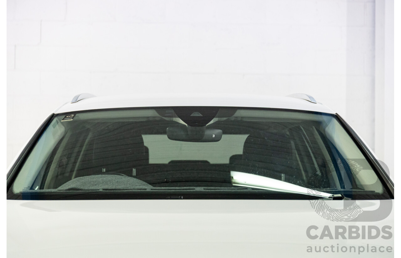 06/2018 Volkswagen Passat Alltrack 140 TDI (AWD) 3C MY18.5 4d Wagon Pure White Turbo Diesel 2.0L