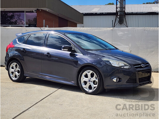 10/2014 Ford Focus Sport LW MK2 MY14 5d Hatchback Grey 2.0L