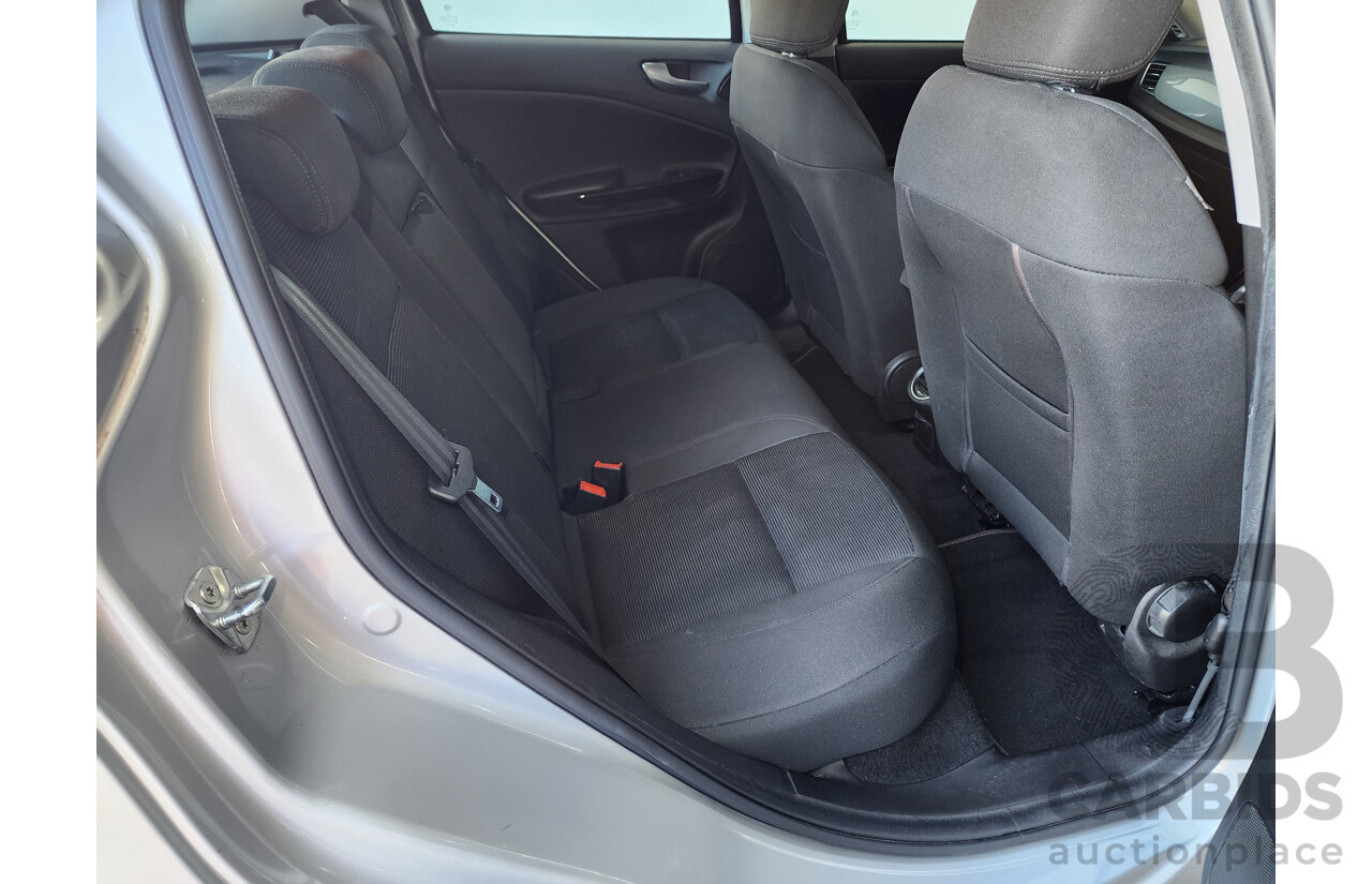 8/2013 Alfa Romeo Giulietta Distinctive  5d Hatchback Silver 1.4L