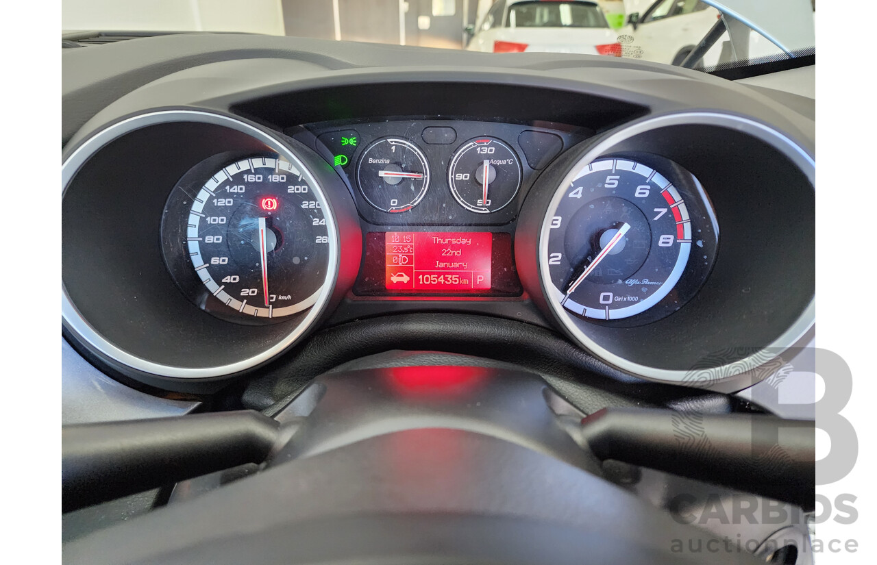 8/2013 Alfa Romeo Giulietta Distinctive  5d Hatchback Silver 1.4L