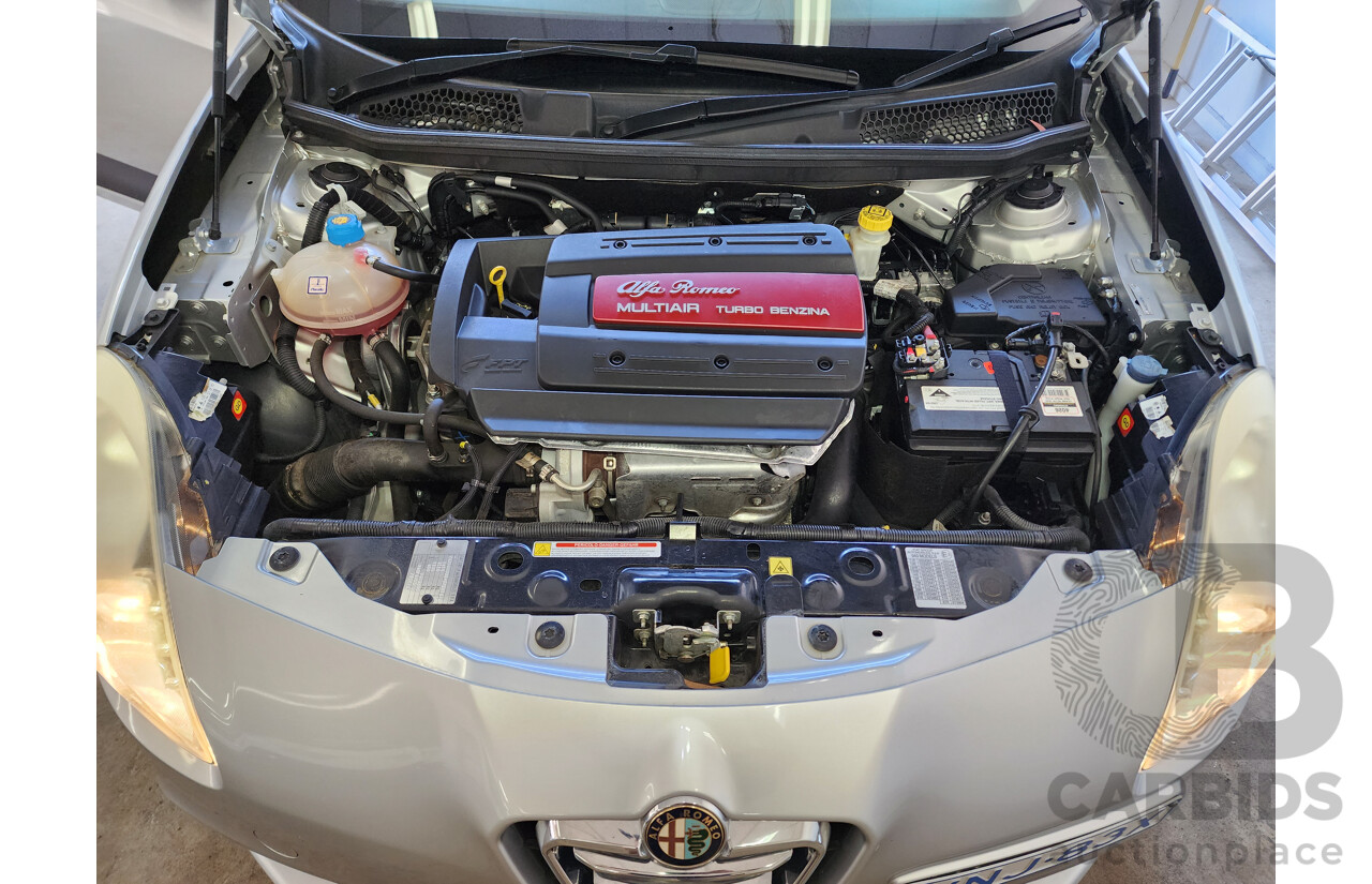 8/2013 Alfa Romeo Giulietta Distinctive  5d Hatchback Silver 1.4L