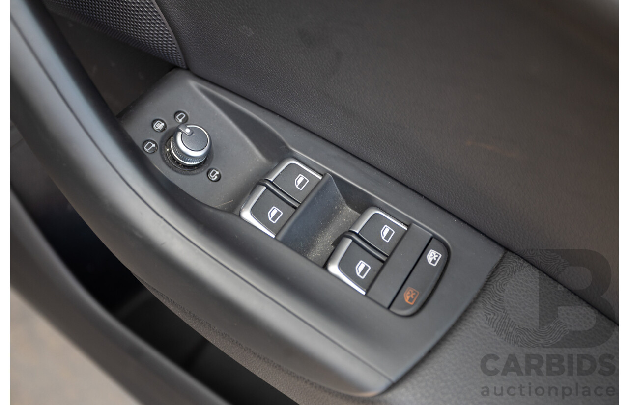 2/2015 Audi RS Q3 2.5 TFSI Quattro (AWD) 8U MY14 4D Wagon Daytona Grey Pearl Turbo 2.5L