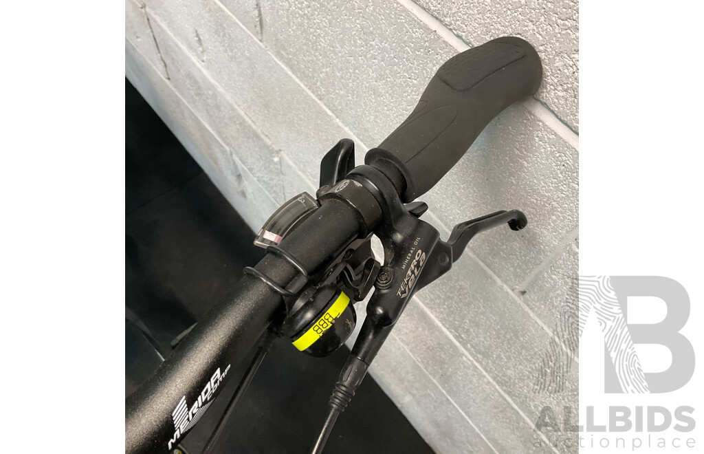 Merida Crossway 100 Bike - Size 52