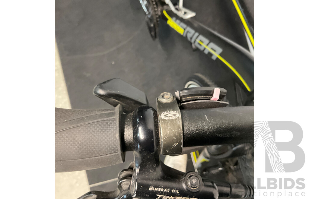 Merida Crossway 100 Bike - Size 52