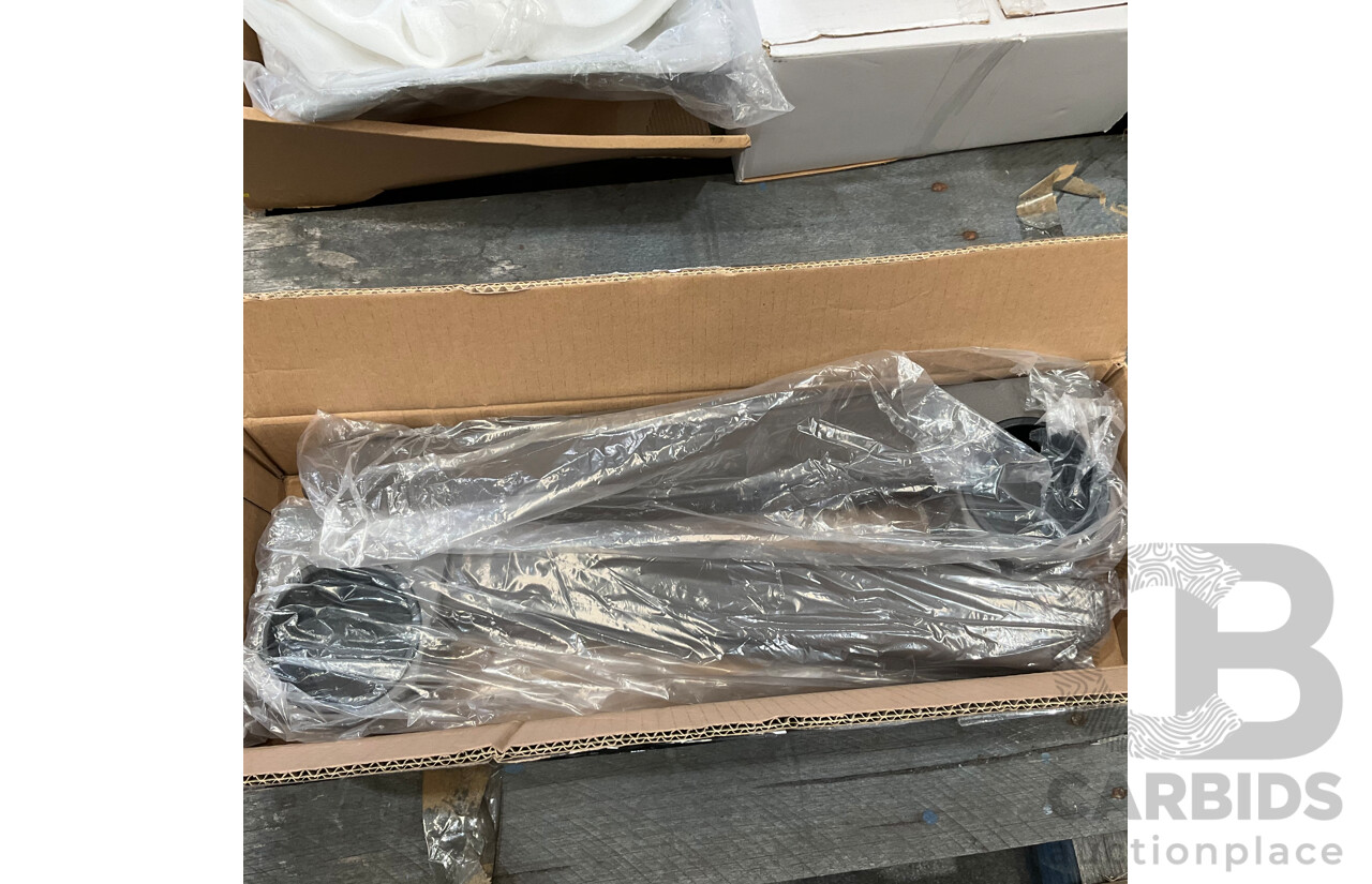 Pallet of Online Order Vehicle Parts/Accessories Returned Parcels