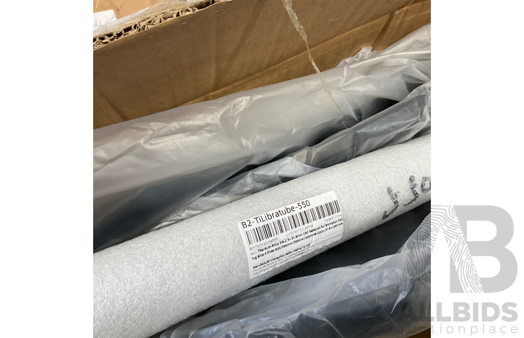 Pallet of Online Order Vehicle Parts/Accessories Returned Parcels