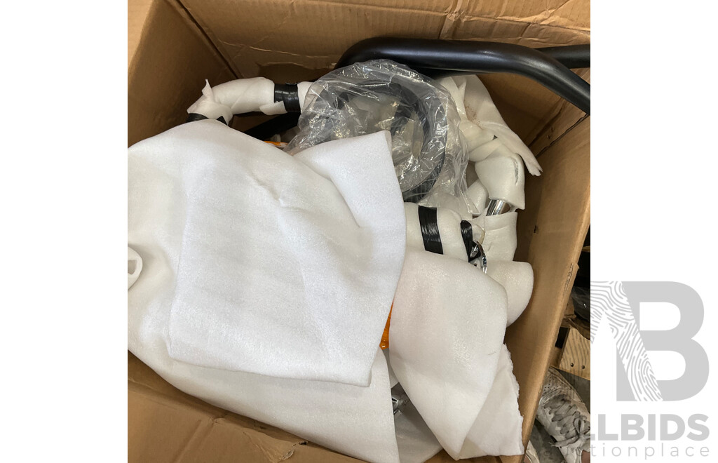 Pallet of Online Order Vehicle Parts/Accessories Returned Parcels