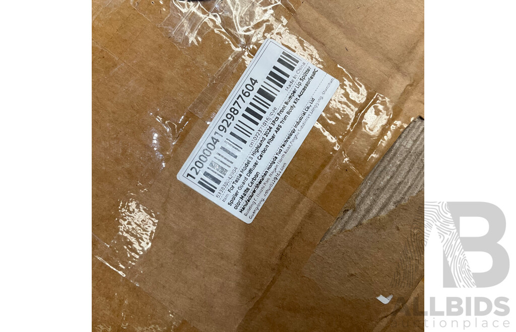Pallet of Online Order Vehicle Parts/Accessories Returned Parcels