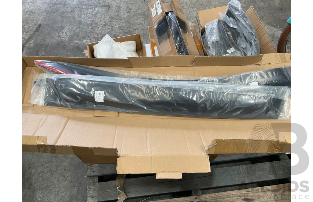 Pallet of Online Order Vehicle Parts/Accessories Returned Parcels