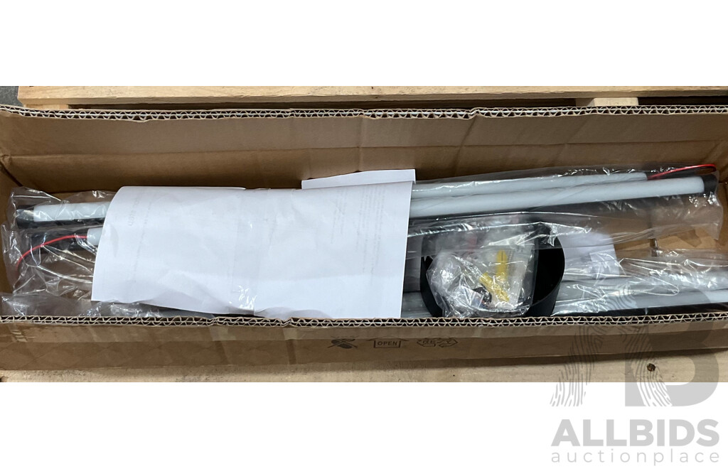 Online Order Returned Parcels - Assorted Light Fittings