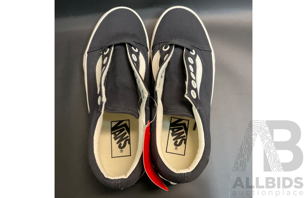 Jordan Size M T-shirt & Vans Men's Size 5 Shoes