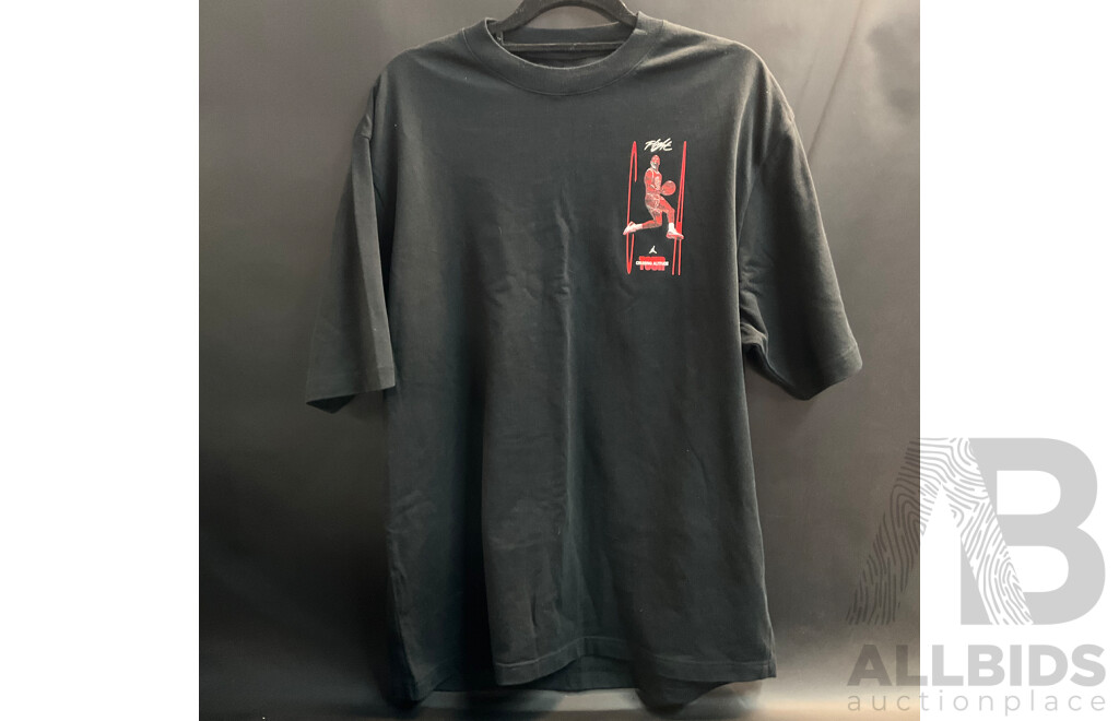 Jordan Size M T-shirt & Vans Men's Size 5 Shoes