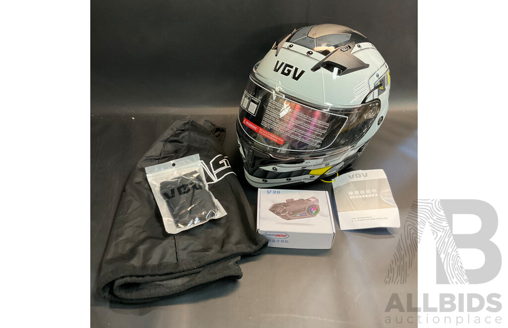 VGV XXL Helmet with Accessories