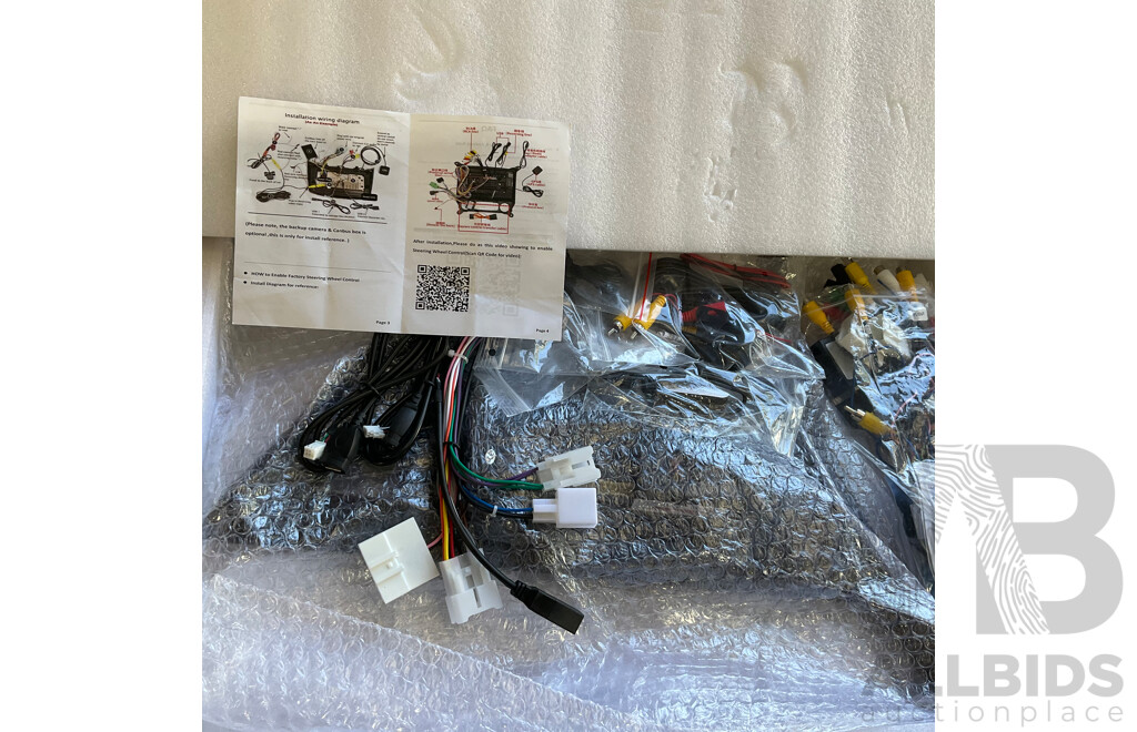 Pallet of Online Order Vehicle Carpay/Parts/Accessories Returned Parcels