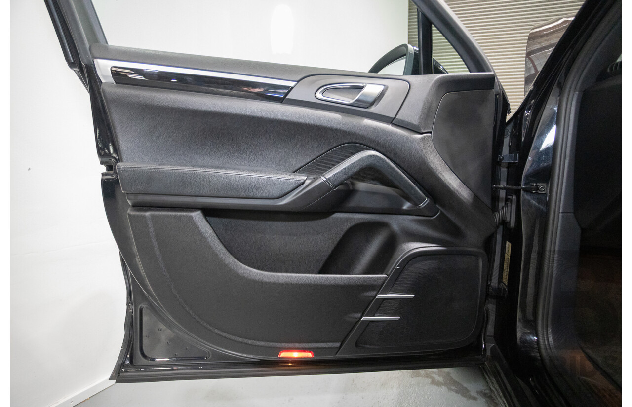 6/2012 Porsche Cayenne Diesel (AWD) Series 2 MY12 4D Wagon Black Turbo Diesel 3.0L
