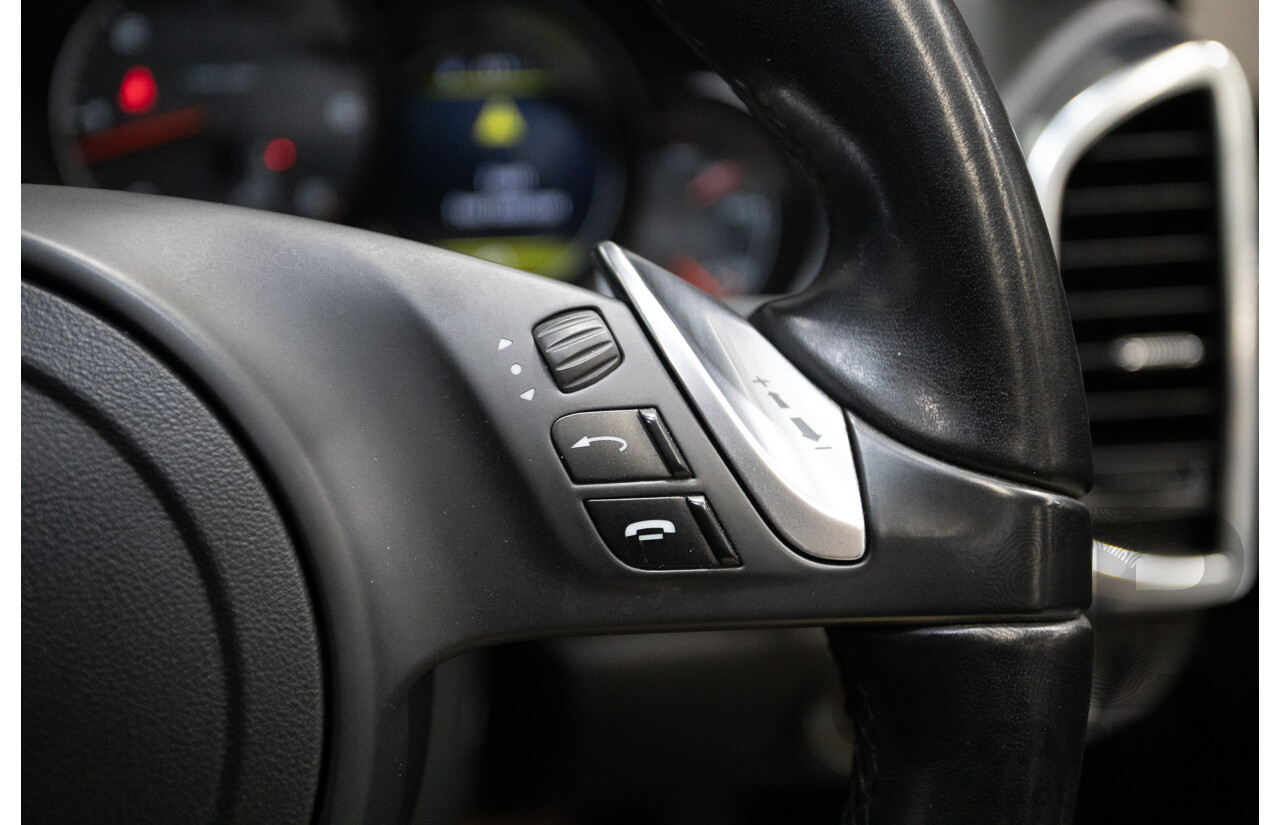 6/2012 Porsche Cayenne Diesel (AWD) Series 2 MY12 4D Wagon Black Turbo Diesel 3.0L