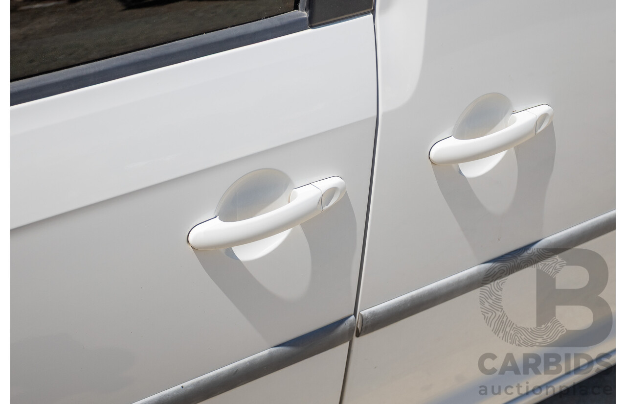 04/2018 Volkswagen Caddy Maxi Trendline TSI220 2K MY18 4D Wagon White Turbo 1.4L - 7 seats