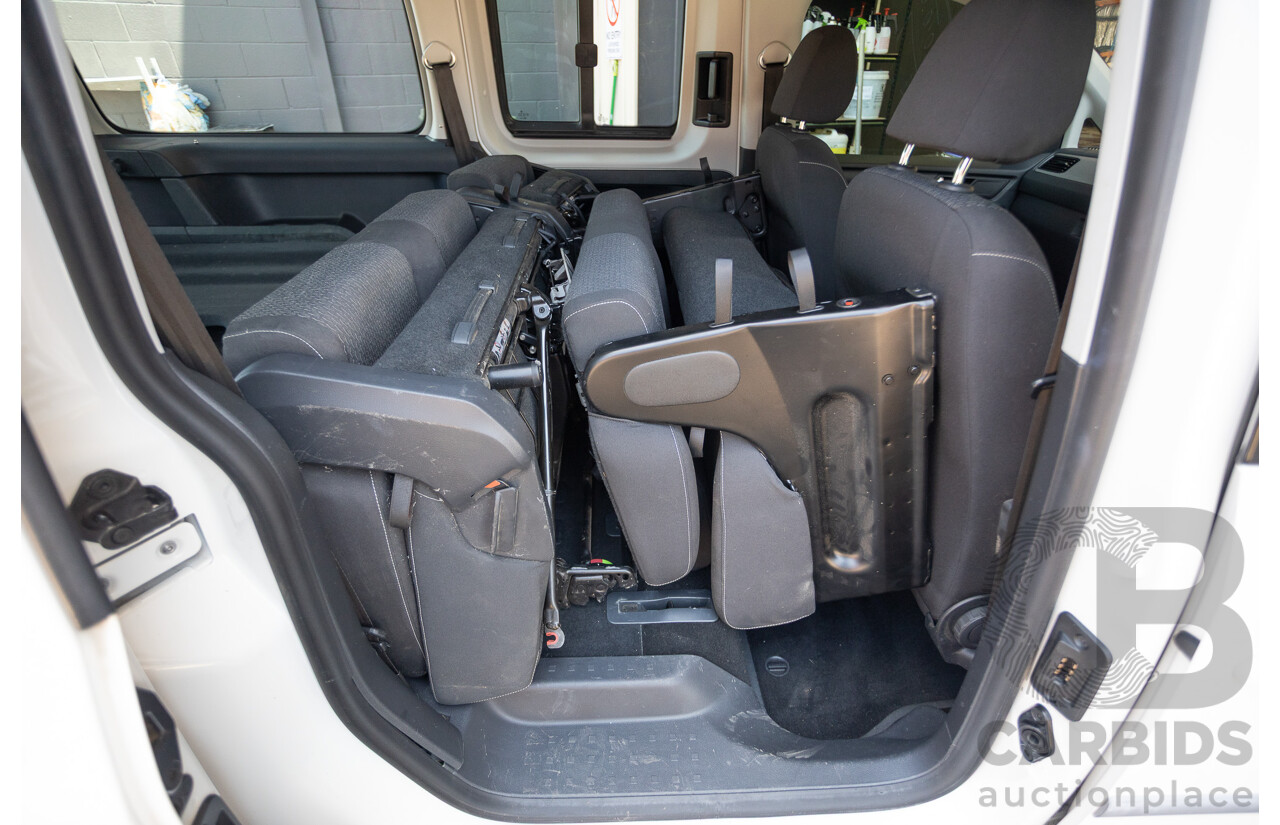 04/2018 Volkswagen Caddy Maxi Trendline TSI220 2K MY18 4D Wagon White Turbo 1.4L - 7 seats