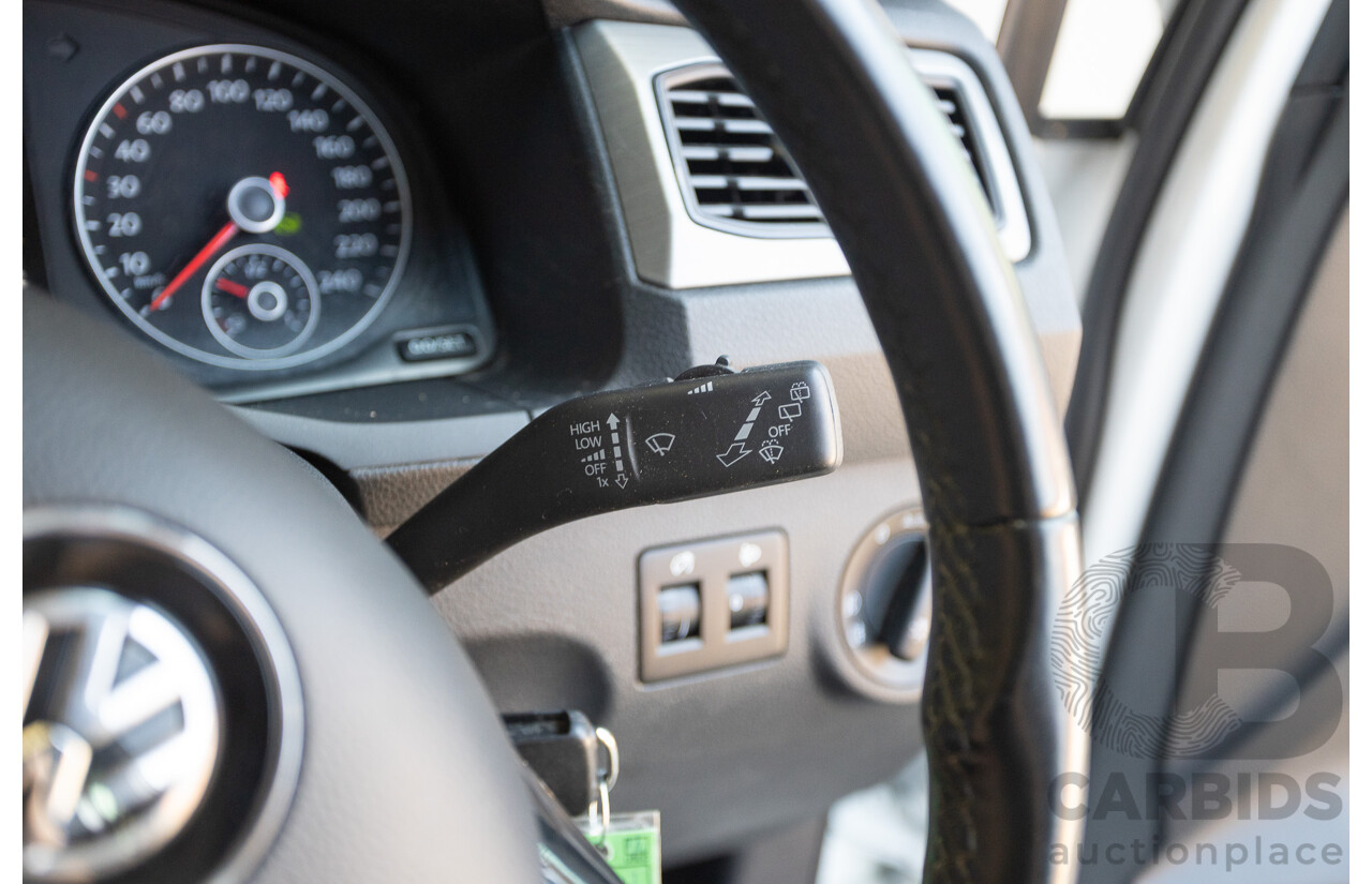 04/2018 Volkswagen Caddy Maxi Trendline TSI220 2K MY18 4D Wagon White Turbo 1.4L - 7 seats