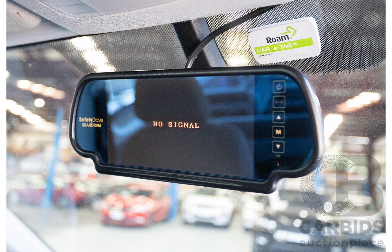 04/2018 Volkswagen Caddy Maxi Trendline TSI220 2K MY18 4D Wagon White Turbo 1.4L - 7 seats