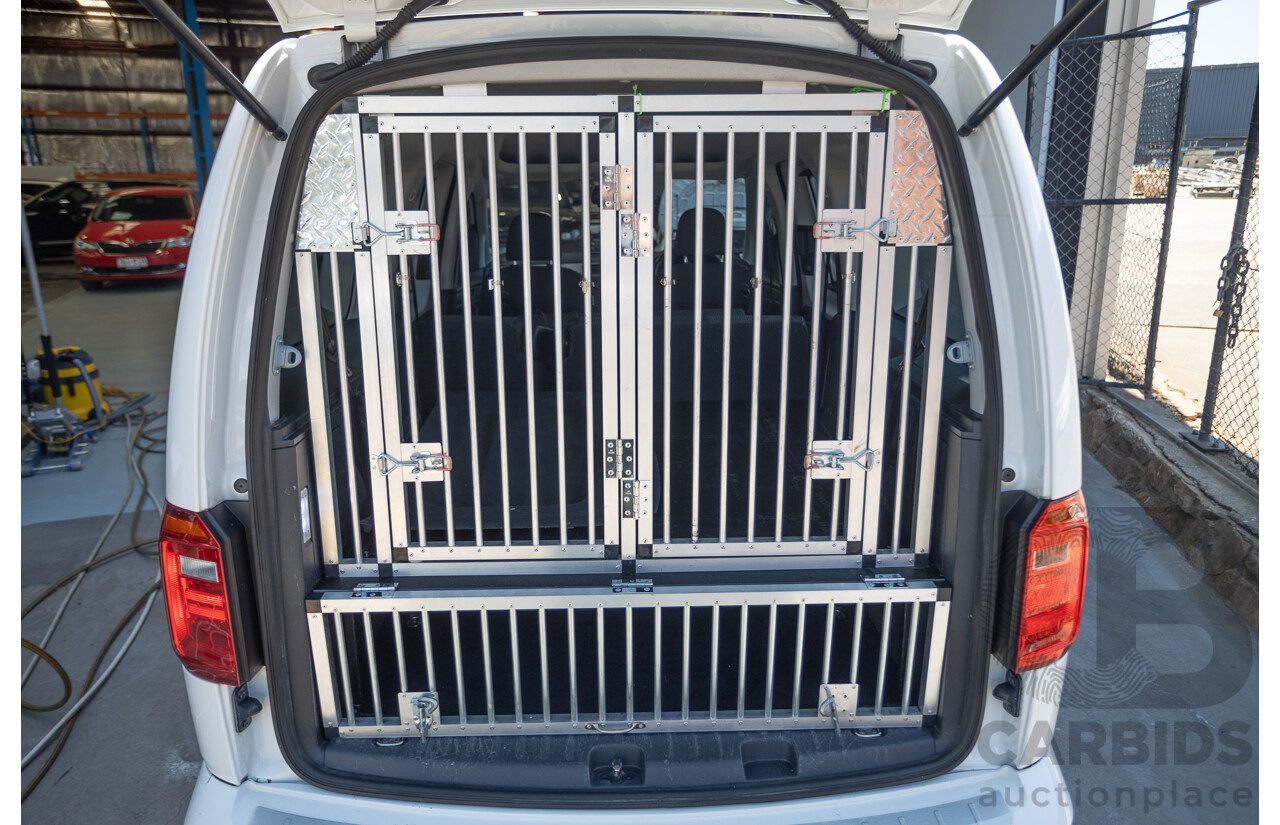 04/2018 Volkswagen Caddy Maxi Trendline TSI220 2K MY18 4D Wagon White Turbo 1.4L - 7 seats