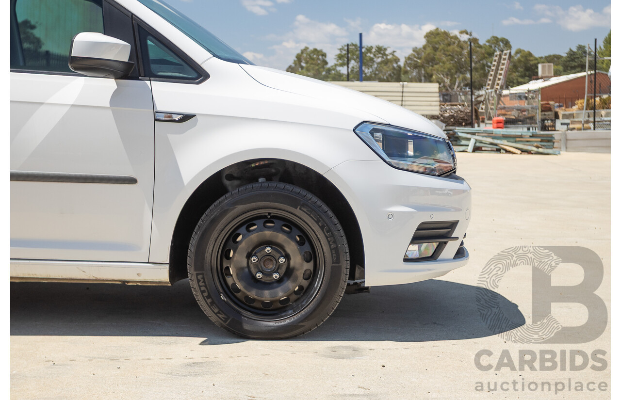 04/2018 Volkswagen Caddy Maxi Trendline TSI220 2K MY18 4D Wagon White Turbo 1.4L - 7 seats