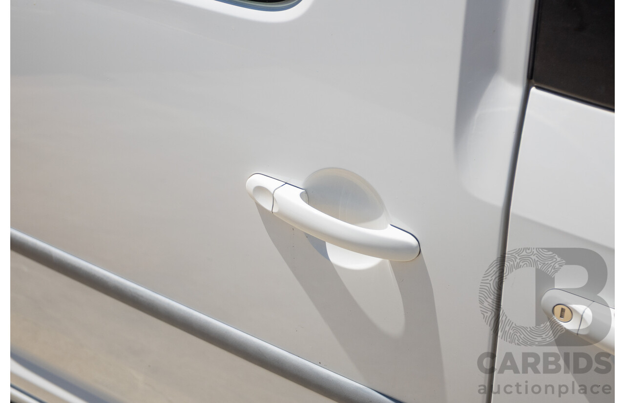 04/2018 Volkswagen Caddy Maxi Trendline TSI220 2K MY18 4D Wagon White Turbo 1.4L - 7 seats