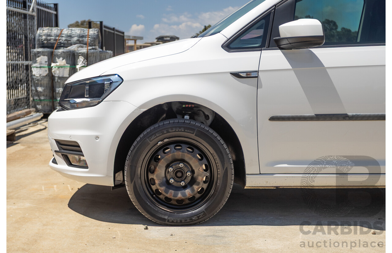 04/2018 Volkswagen Caddy Maxi Trendline TSI220 2K MY18 4D Wagon White Turbo 1.4L - 7 seats