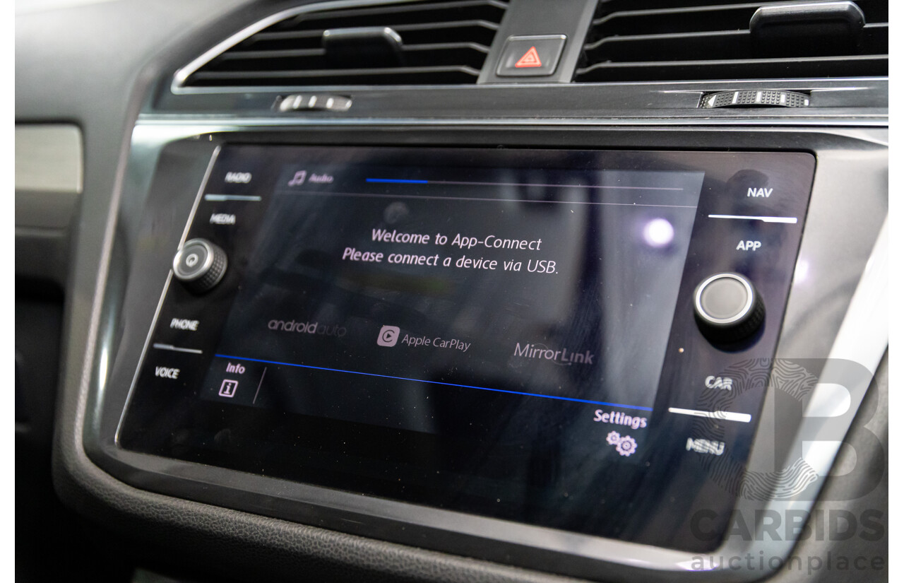 06/2018 Volkswagen Tiguan Allspace 132 TSI Comfortline (FWD) 5NA MY18 4d Wagon Deep Black Pearl Turbo 2.0L - 7 Seater