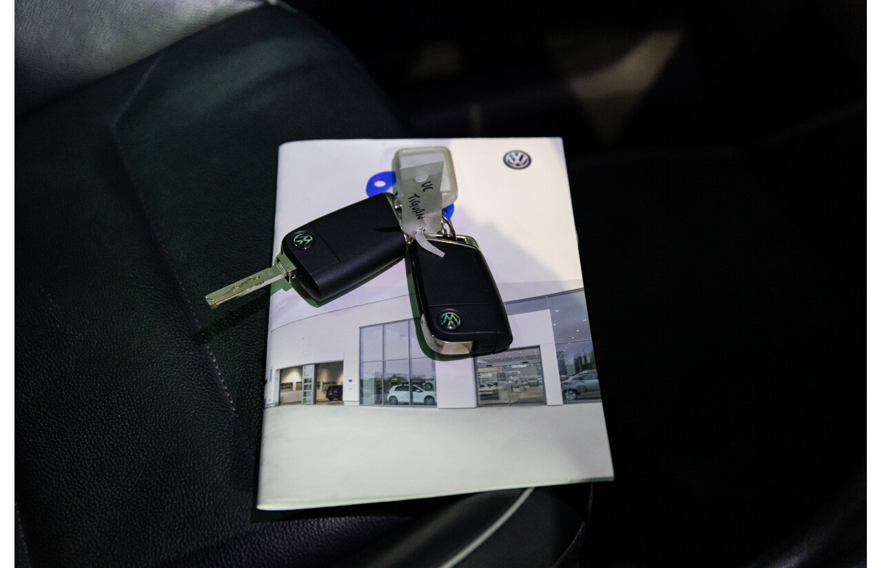 06/2018 Volkswagen Tiguan Allspace 132 TSI Comfortline (FWD) 5NA MY18 4d Wagon Deep Black Pearl Turbo 2.0L - 7 Seater