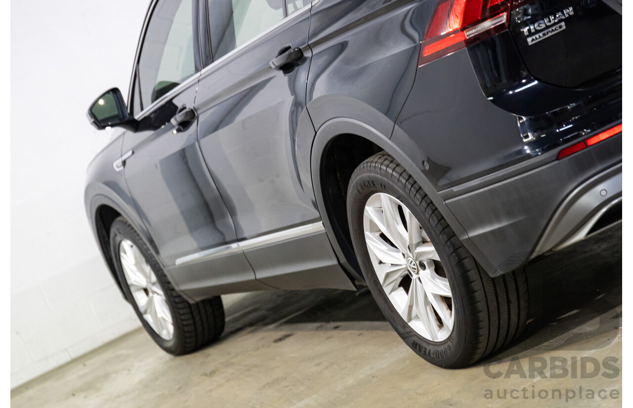 06/2018 Volkswagen Tiguan Allspace 132 TSI Comfortline (FWD) 5NA MY18 4d Wagon Deep Black Pearl Turbo 2.0L - 7 Seater