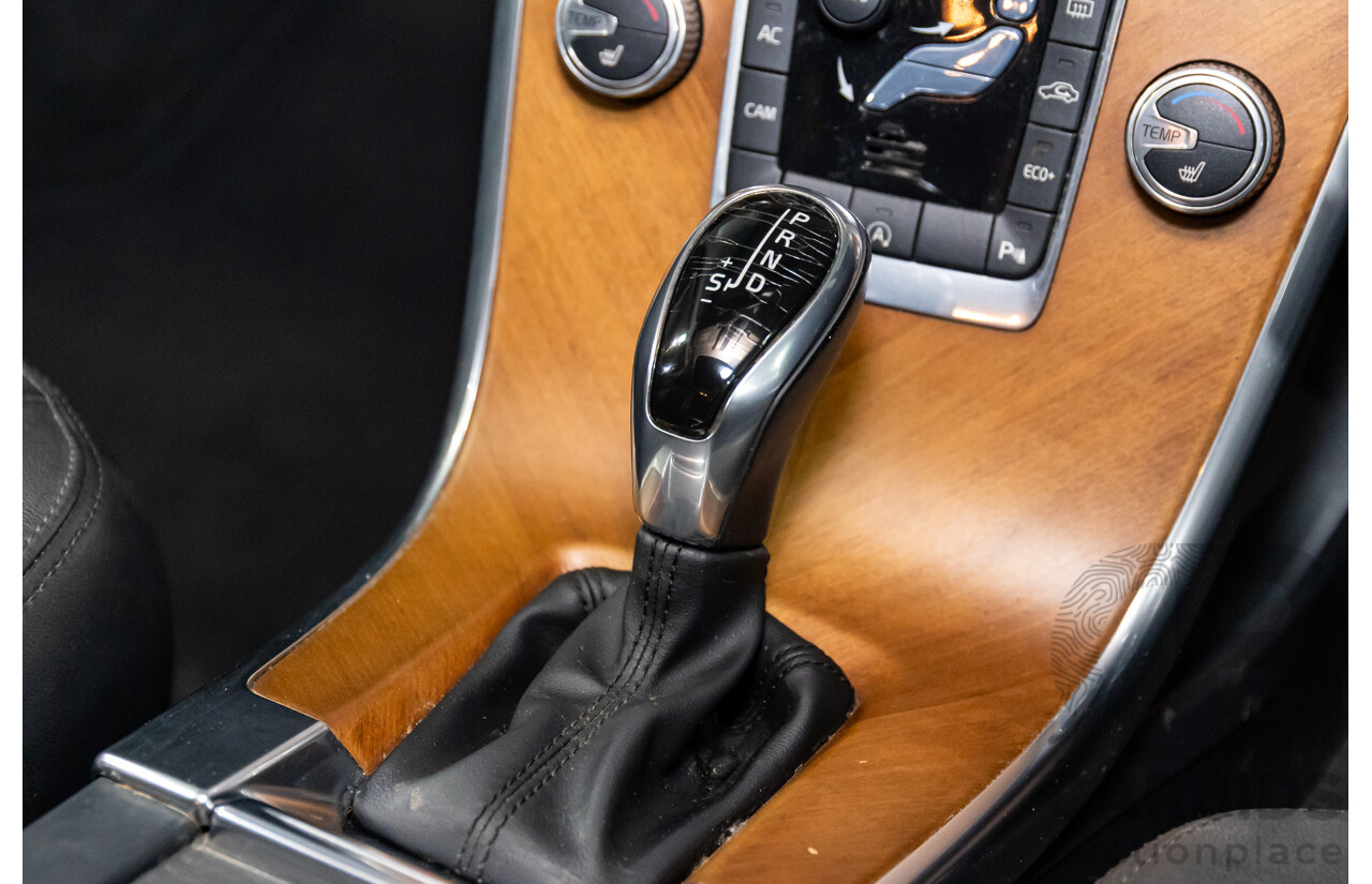 02/2016 Volvo XC60 T5 Luxury (FWD) DZ MY16 4d Wagon Onyx Black Turbo 2.0L