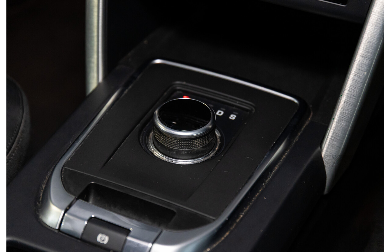 02/2018 Land Rover Discovery Sport Si4 SE Dynamic Design Pack (177kW AWD) 5 Seat L550 MY18 4D Wagon Corris Grey Metallic/ Santorini Black Roof Turbo 2.0L